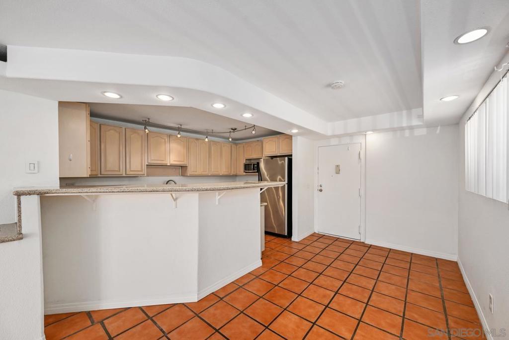 6255 Rancho Mission Rd - photo 12