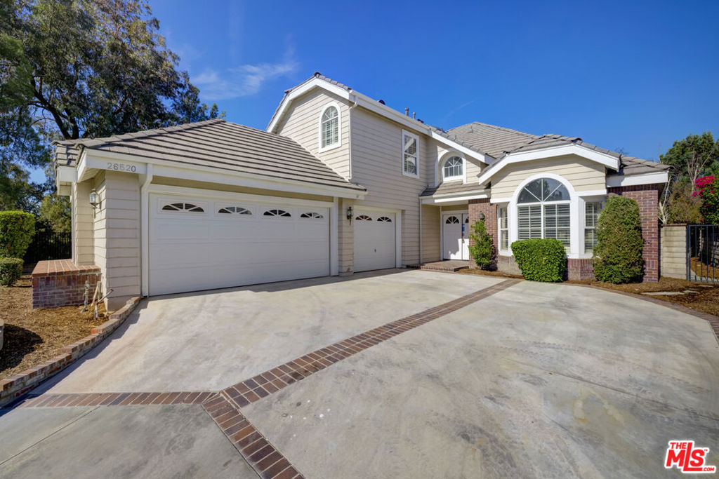 26520 Mistletoe Court