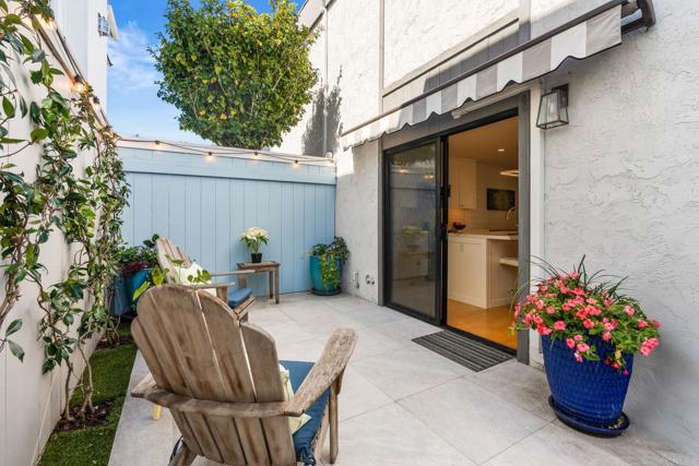 Detail Gallery Image 21 of 51 For 909 Olive Ave, Coronado,  CA 92118 - 2 Beds | 2 Baths