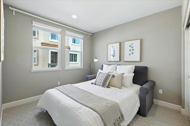 1011 Bellante Lane, San Jose CA: https://media.crmls.org/mediaz/88db9a90-e8a1-41ef-a953-35dc16cdbcc8.jpg
