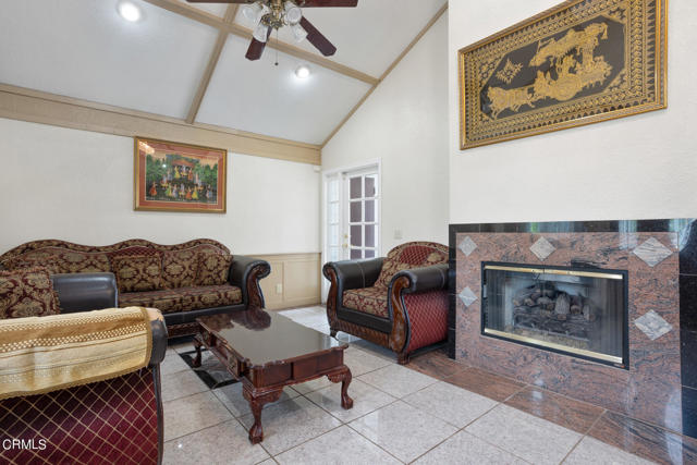 Detail Gallery Image 6 of 29 For 5116 Dahlia Dr, Los Angeles,  CA 90041 - 4 Beds | 3 Baths