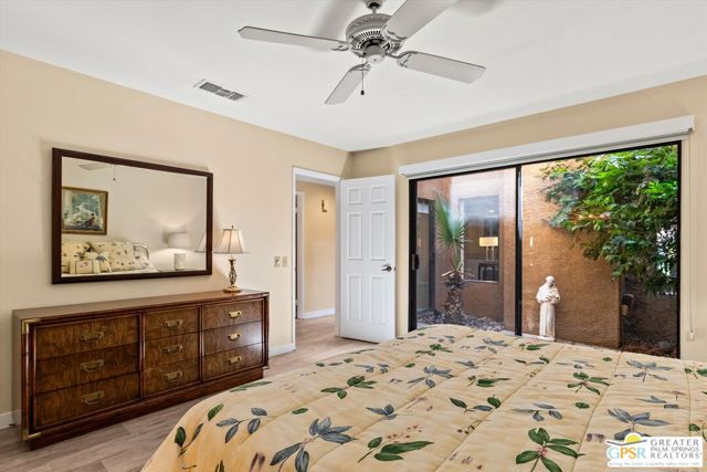 34 Camino Arroyo Place, Palm Desert CA: https://media.crmls.org/mediaz/88dcacbc-ef94-4dc9-b403-8af9376ff93a.jpg