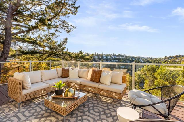 162 Coronado Avenue, San Carlos CA: https://media.crmls.org/mediaz/88dd0aee-fd4f-47dc-b15b-0259184a12cf.jpg