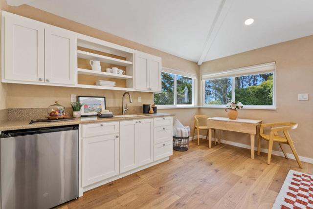 33 Aqua View Drive, Watsonville CA: https://media.crmls.org/mediaz/88dd47e1-bf43-42fa-81a1-7b1ce3ba0b4c.jpg