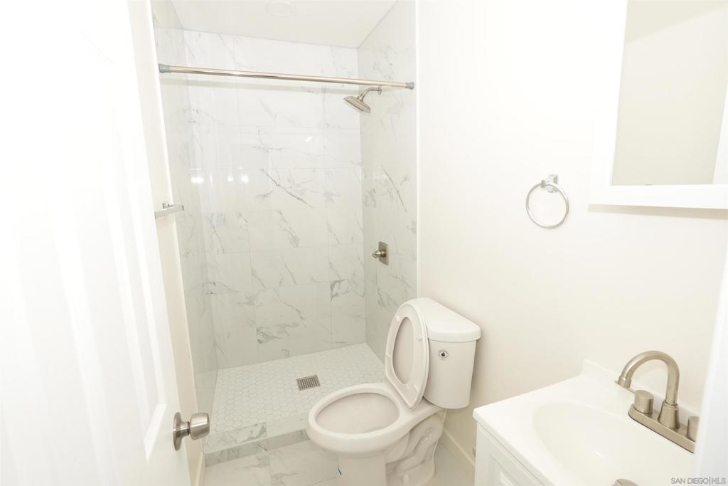 MLS #250025208SD img 7