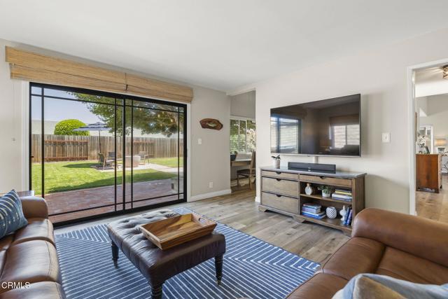 3051 Ketch Place, Oxnard CA: https://media.crmls.org/mediaz/88ddb880-5a52-4122-9c56-f5a848cb83e8.jpg