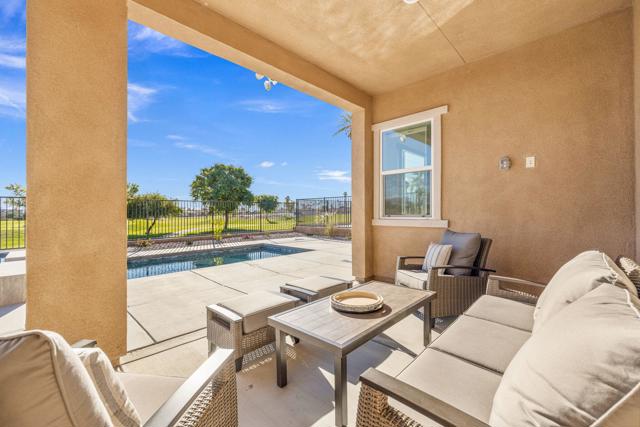 48406 Hepburn Drive, Indio CA: https://media.crmls.org/mediaz/88de1c37-3f01-4eb6-b45d-7428aad3991c.jpg