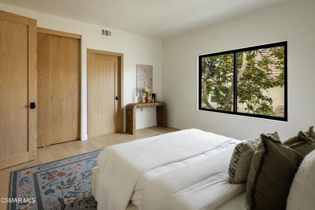 24005 Clarington Drive, West Hills CA: https://media.crmls.org/mediaz/88de36a2-b323-4fe3-83ac-23bf8f722499.jpg