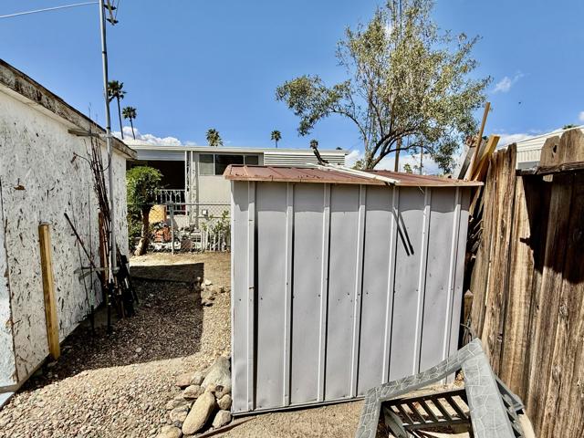 32220 San Miguelito Drive, Thousand Palms CA: https://media.crmls.org/mediaz/88dee257-3def-472c-b4c7-d30a3596fe7e.jpg