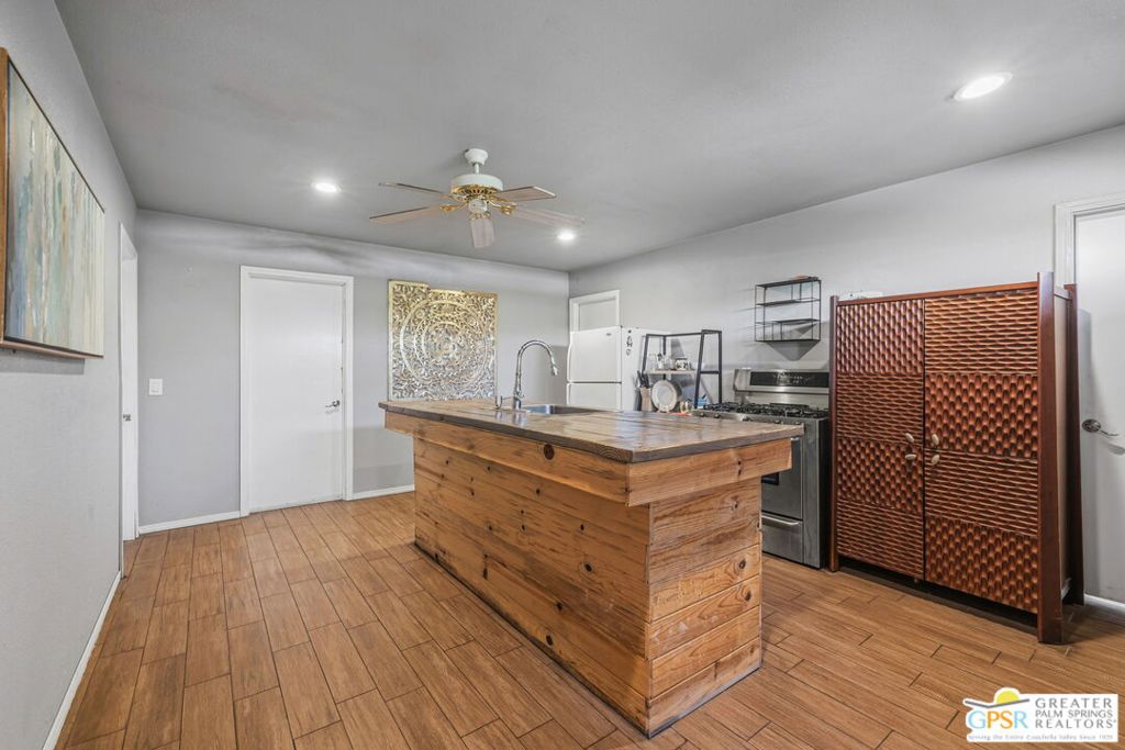 MLS #25602539PS image #8