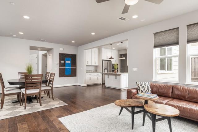 2727 Sea Glass Avenue, Marina CA: https://media.crmls.org/mediaz/88e1c3ee-9d58-4b5a-b08d-f1f8e549af3a.jpg