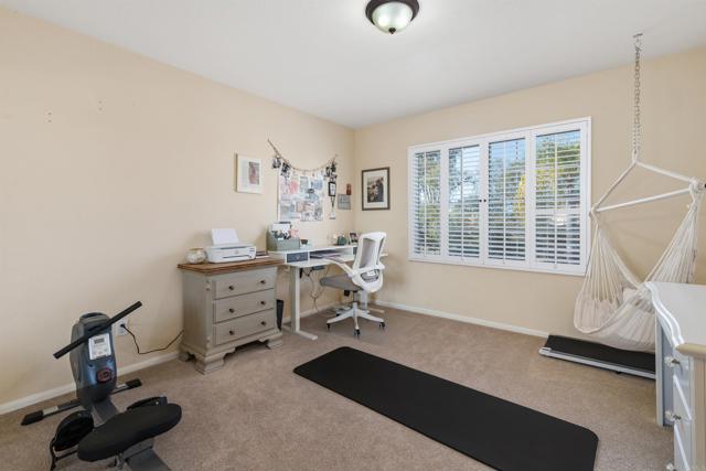 2034 Ridgecrest Place, Escondido CA: https://media.crmls.org/mediaz/88e24142-e4ed-4695-9566-72b7b4ab7b76.jpg