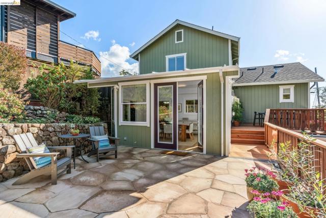 Image 32 of 51 For 5861 Bernhard Ave