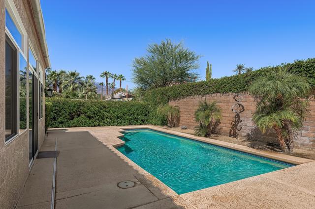 69562 Aruba Court, Cathedral City CA: https://media.crmls.org/mediaz/88e43b42-8d35-4fe6-89b5-474504301a19.jpg