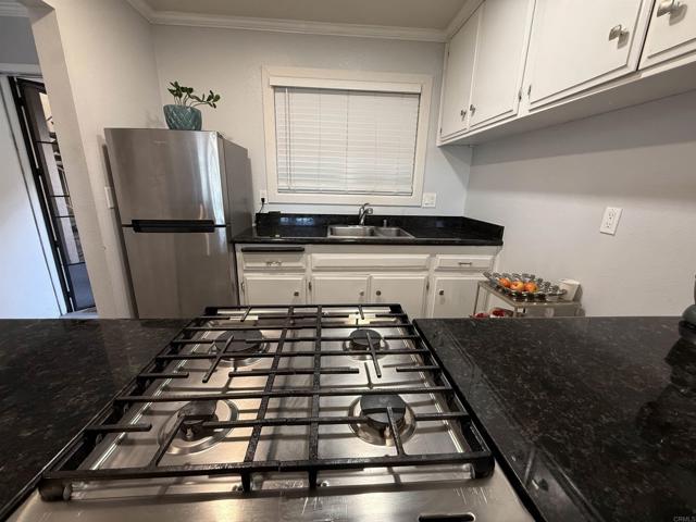 Detail Gallery Image 6 of 19 For 490 Fourth Avenue #21,  Chula Vista,  CA 91910 - 1 Beds | 1 Baths