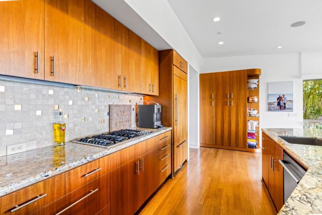 24497 San Mateo Avenue, Carmel CA: https://media.crmls.org/mediaz/88e5ff21-a800-41cd-9bb1-2a9d6f064cd9.jpg