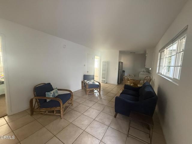 Detail Gallery Image 5 of 13 For 1064 Bangor, Ventura,  CA 93001 - 2 Beds | 1 Baths