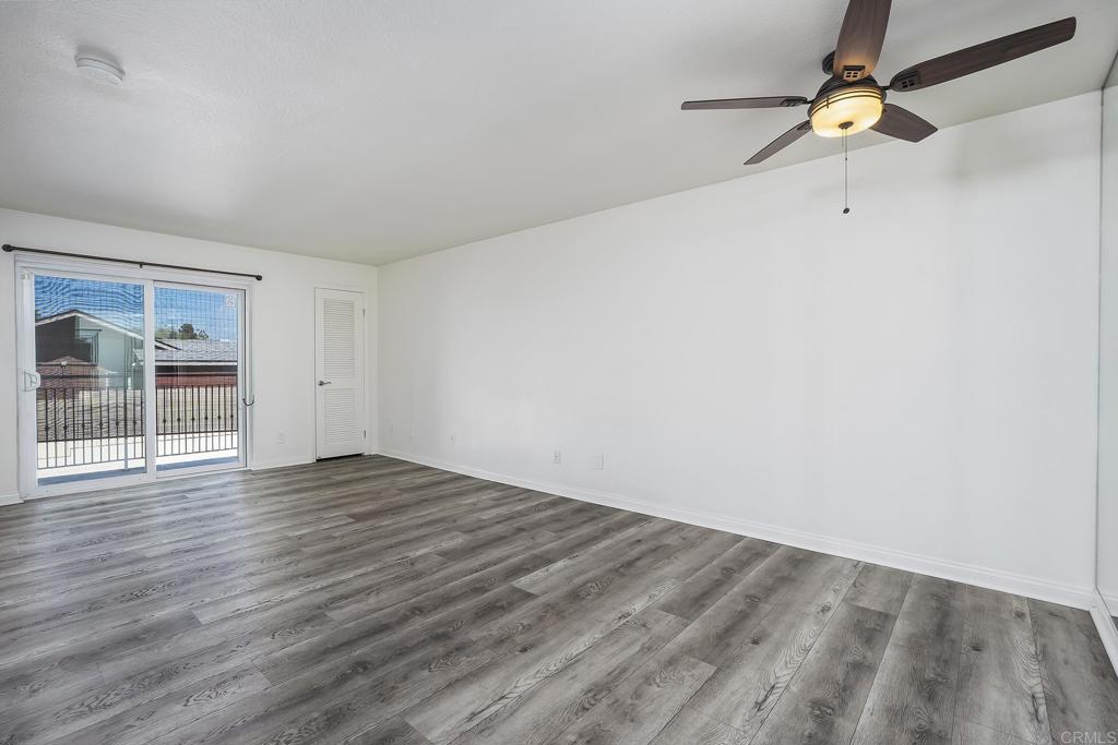 5252 Orange Avenue - photo 4