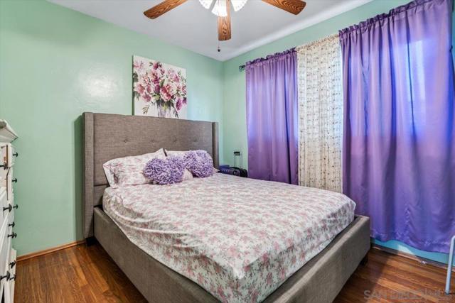 632 Sandalwood Dr, El Cajon CA: https://media.crmls.org/mediaz/88e892cd-98e7-4177-81ac-ef71556b5e94.jpg