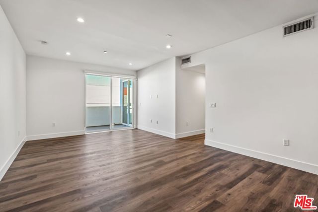 850 Wilcox, Los Angeles CA: https://media.crmls.org/mediaz/88e8bc2f-4a74-4d44-9400-19fe00e006f7.jpg