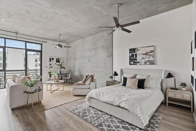 527 10th Ave, San Diego CA: https://media.crmls.org/mediaz/88e93c81-5b02-459a-be9f-81b3f3f13862.jpg