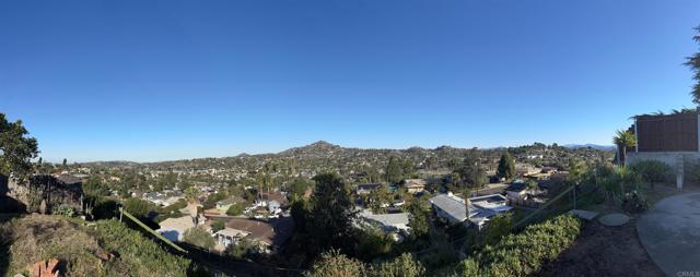 Detail Gallery Image 2 of 12 For 10050 Cristobal Dr, Spring Valley,  CA 91977 - 5 Beds | 2 Baths