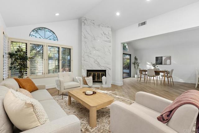 Detail Gallery Image 9 of 49 For 2533 Holly Valley Dr, Vista,  CA 92084 - 3 Beds | 2 Baths