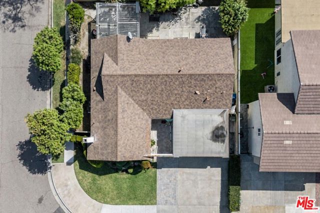 18704 Stefani Avenue, Cerritos CA: https://media.crmls.org/mediaz/88eb0766-60c9-4c28-891b-4372f3771ce6.jpg