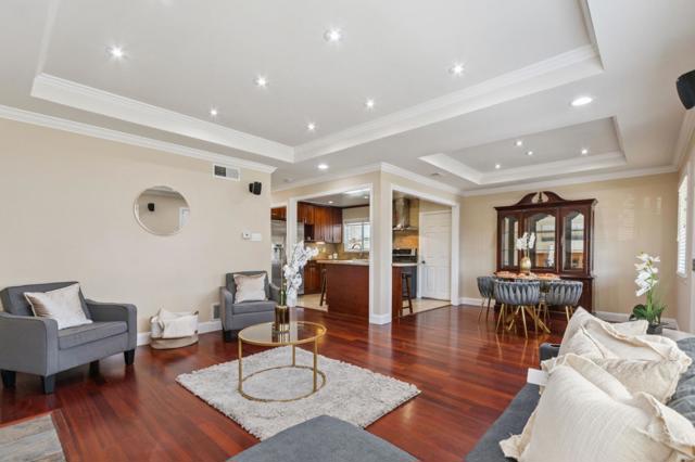 1662 Washington Street, San Mateo CA: https://media.crmls.org/mediaz/88eb5e45-bba1-410a-b883-cf915cb463bc.jpg