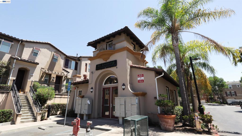 45 Parc Pl