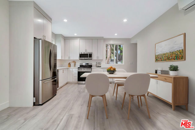 19513 Cantara Street, Reseda CA: https://media.crmls.org/mediaz/88ebc7a0-cf62-4c68-9fc9-86dc0582febf.jpg