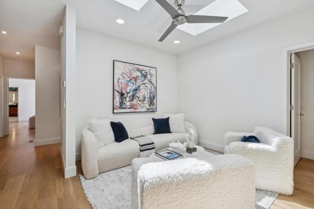 28 Politzer Drive, Menlo Park CA: https://media.crmls.org/mediaz/88ebe1e4-2204-44e4-ae55-369dbfab96b5.jpg