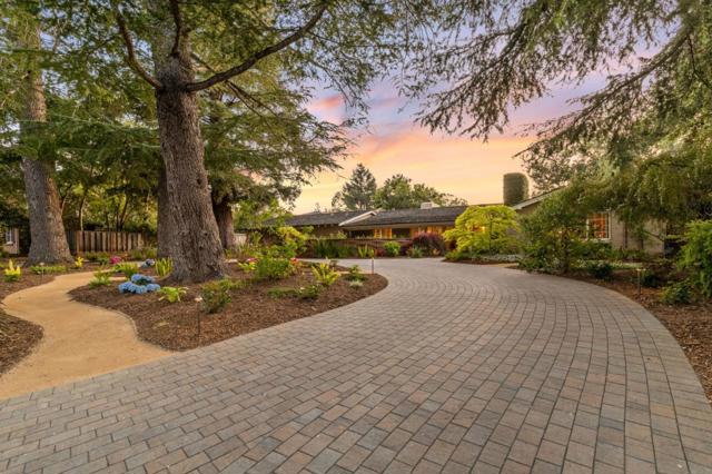 690 Torwood Lane, Los Altos CA: https://media.crmls.org/mediaz/88edff95-a896-45a5-a903-c1a5e39b0573.jpg