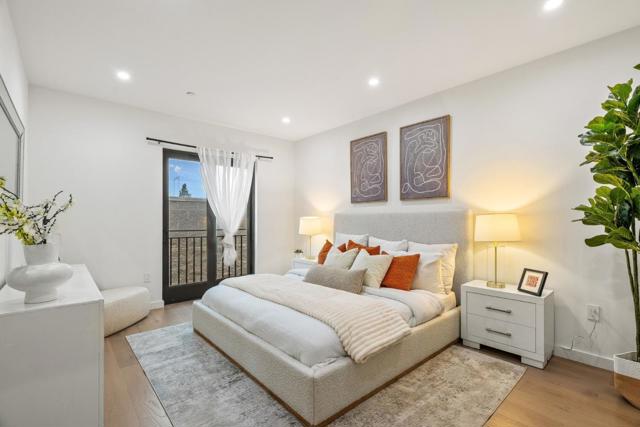 922 Woodside Road, Redwood City CA: https://media.crmls.org/mediaz/88ee0142-9840-43a4-b7fe-5f1ab8d12f56.jpg