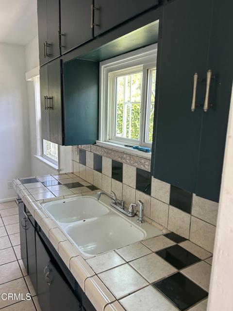 5621 Carlota Boulevard, Los Angeles CA: https://media.crmls.org/mediaz/88ef375d-39cf-4cd2-aeaa-7a4959021160.jpg