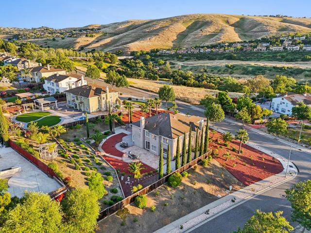 4715 Whitetail Lane, San Jose CA: https://media.crmls.org/mediaz/88ef9287-75d7-482a-a9c9-5c08758c6cdb.jpg