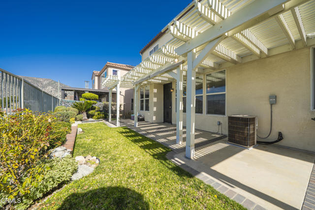 Detail Gallery Image 44 of 52 For 11071 N Tamberly Ln, Los Angeles,  CA 91042 - 4 Beds | 3 Baths