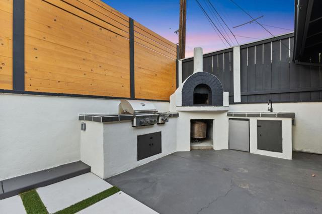 2128 Missouri St, San Diego CA: https://media.crmls.org/mediaz/88f3ba45-cedc-4308-89d7-9fef3826a079.jpg