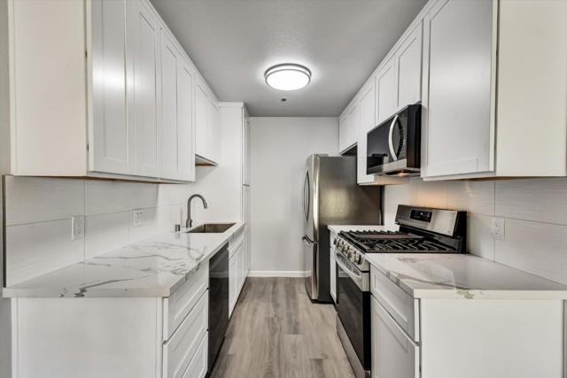 1026 San Luis Circle, Daly City CA: https://media.crmls.org/mediaz/88f540d8-1578-49ac-905e-e36308ffe404.jpg