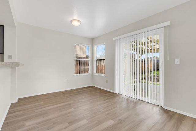 4863 Bayside Way, Oakley CA: https://media.crmls.org/mediaz/88f59207-3d6a-4930-b906-bb4028faed05.jpg