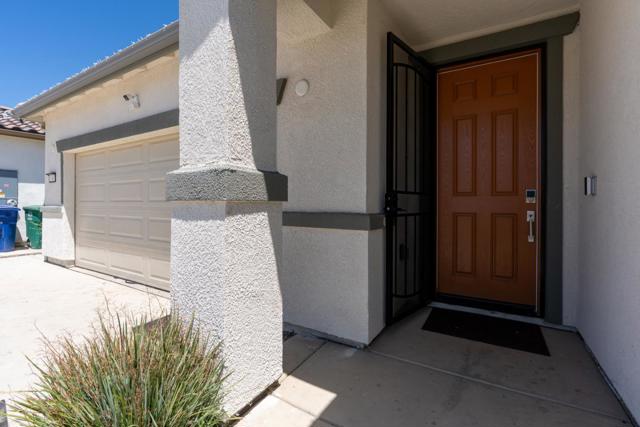 2040 Edwards Street, Los Banos CA: https://media.crmls.org/mediaz/88f5e551-4859-4f44-994d-794f069b1260.jpg