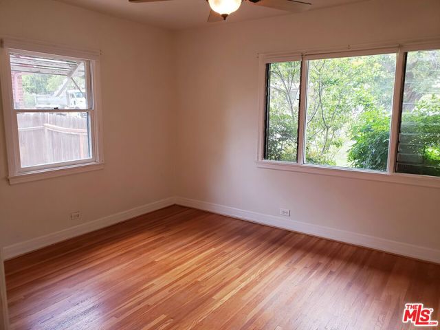 1710 Oakwood Street, Pasadena CA: https://media.crmls.org/mediaz/88f69019-5923-4083-823c-54befd7b50da.jpg