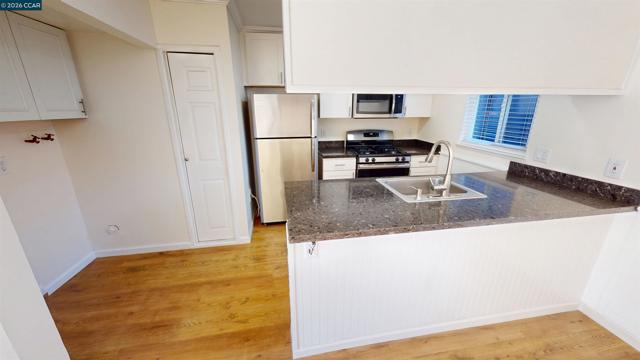 26 El Capitan Ln, Antioch CA: https://media.crmls.org/mediaz/88f6c4be-87f3-4283-a1f2-dc3fd947c6bb.jpg