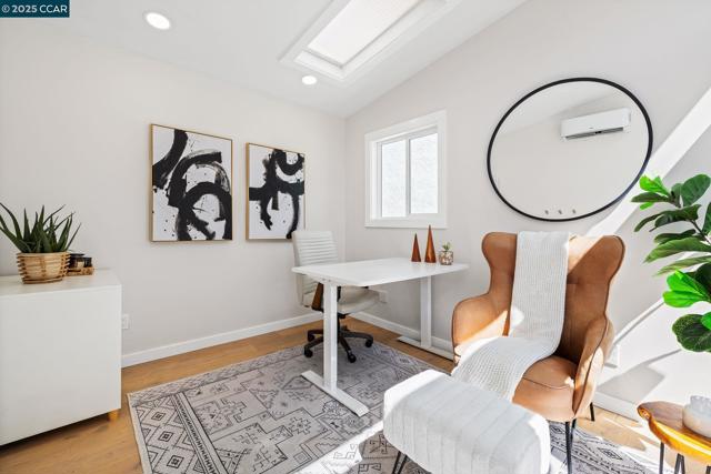 3139 Stinson Cir, Walnut Creek CA: https://media.crmls.org/mediaz/88f952a2-60ef-455f-ae63-8c5702d26428.jpg