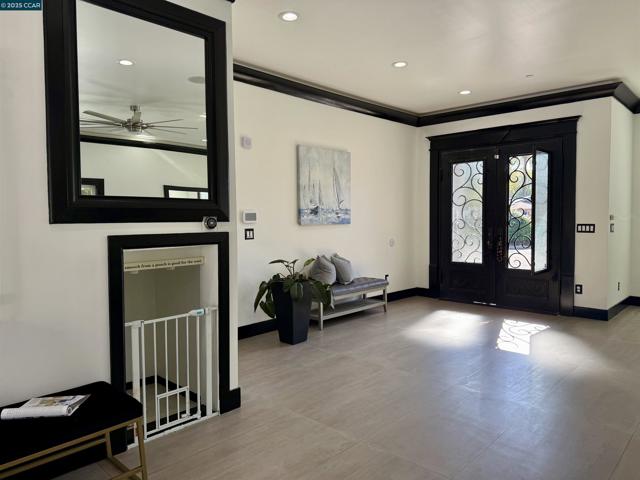 3318 Ellesmere Court, Walnut Creek CA: https://media.crmls.org/mediaz/88f998c9-b3f0-49f5-826f-448704300501.jpg