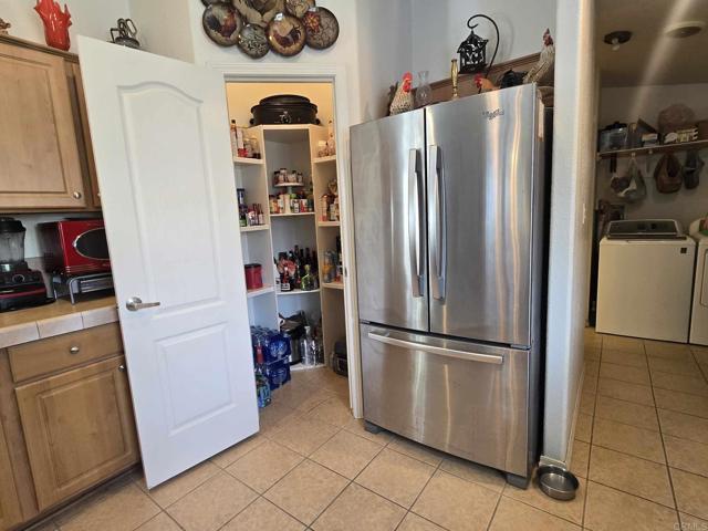 450 E Bradley Avenue, El Cajon CA: https://media.crmls.org/mediaz/88fabce6-8aec-44c2-af68-8365f9523661.jpg