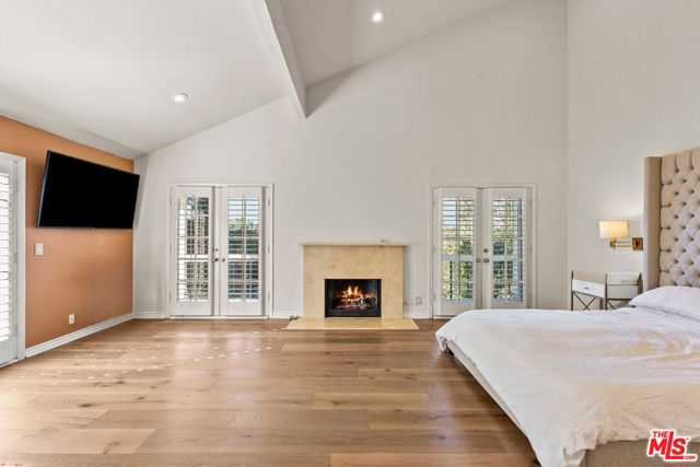 22241 Alizondo Drive, Woodland Hills CA: https://media.crmls.org/mediaz/88fbd314-413e-4d2b-bba2-dbd569ab4c06.jpg