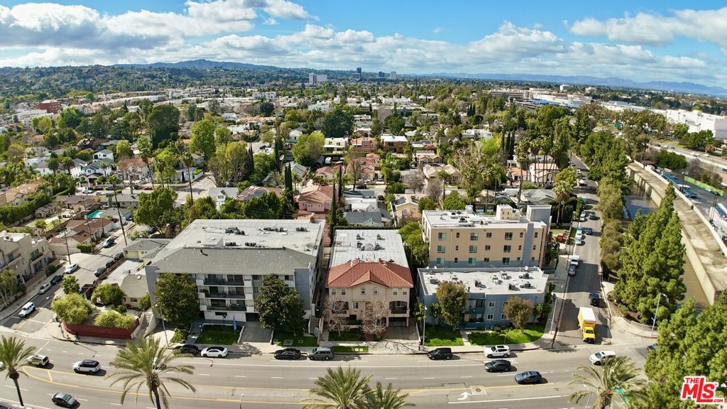 4523 Woodman AvenueSherman Oaks img 6
