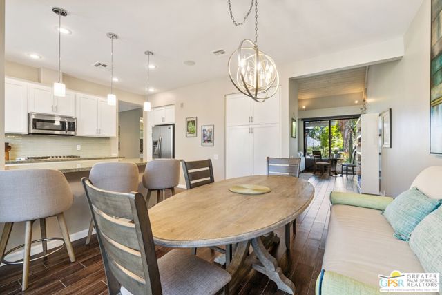 747 Inverness Drive, Rancho Mirage CA: https://media.crmls.org/mediaz/88fc33ee-18d6-4dd6-ba4c-b4ffa4289f4a.jpg