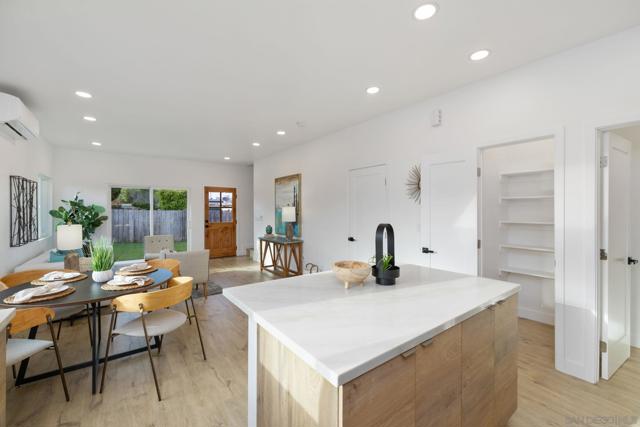 4626 4628 Derrick dr, San Diego CA: https://media.crmls.org/mediaz/88fc3f21-f6c5-4a0a-ae5b-4fee90586ace.jpg